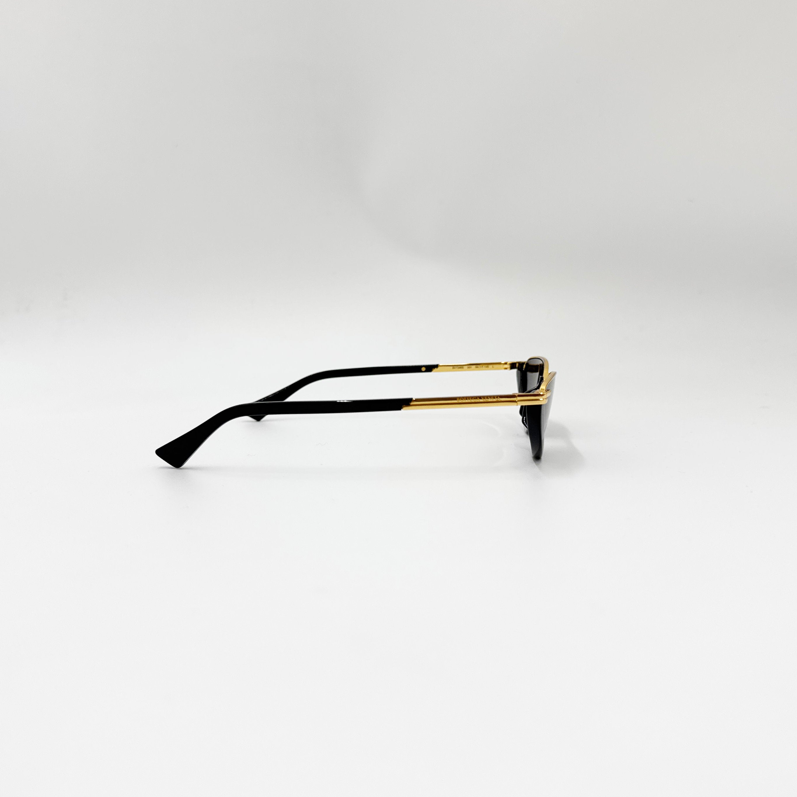 Bottega Veneta BV1346S sort