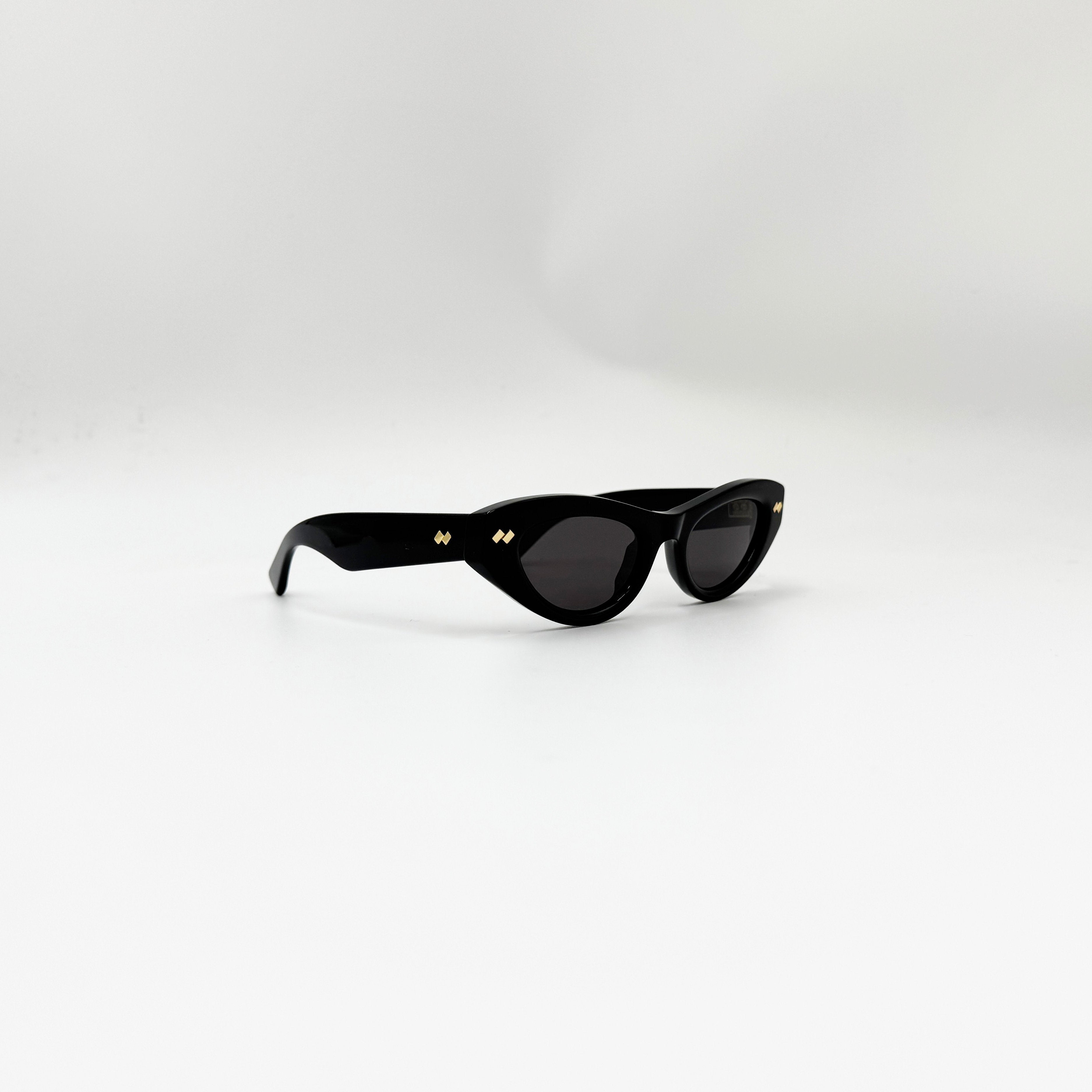 Bottega Veneta BV1350S sort