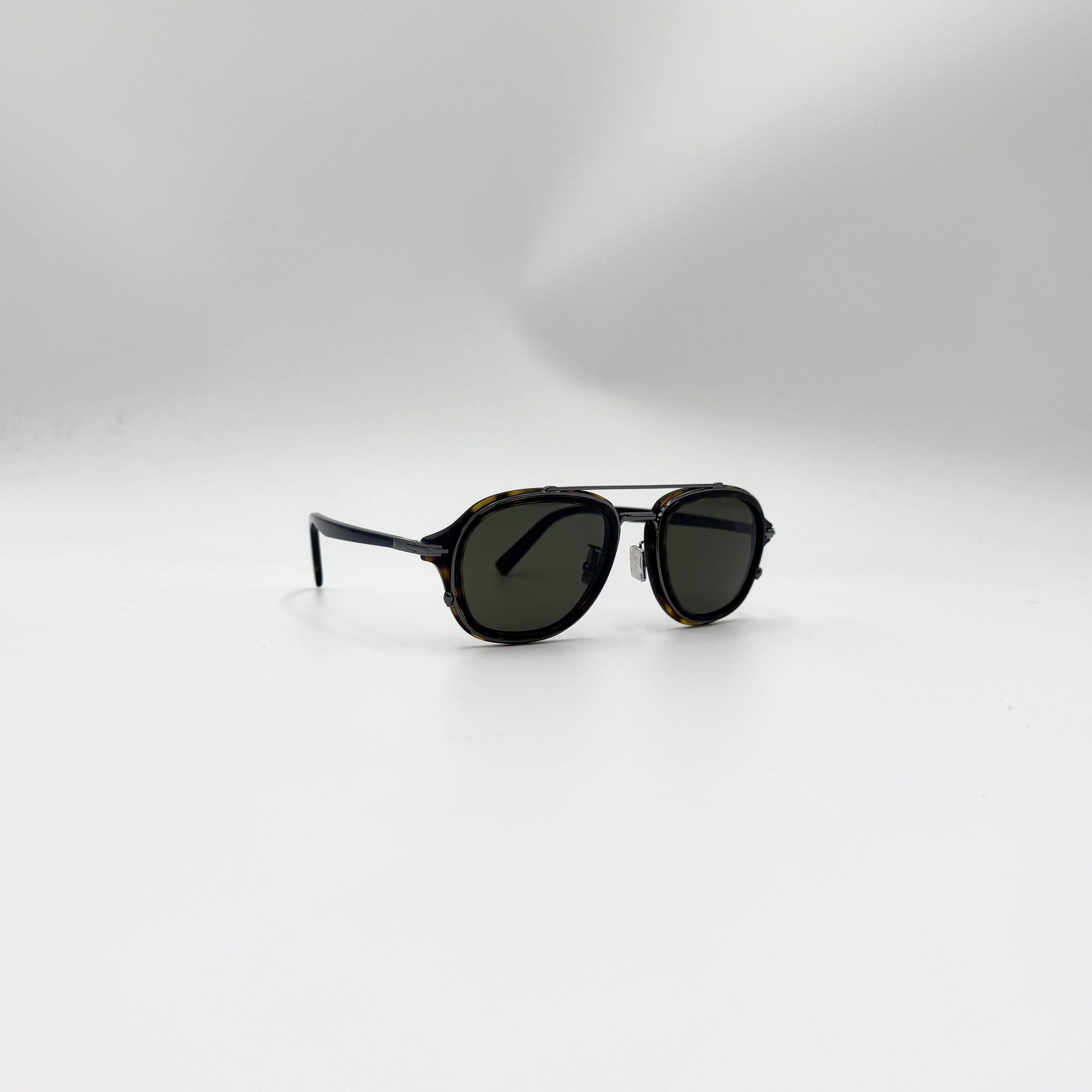 Christian DiorBlackSuit A4U havana