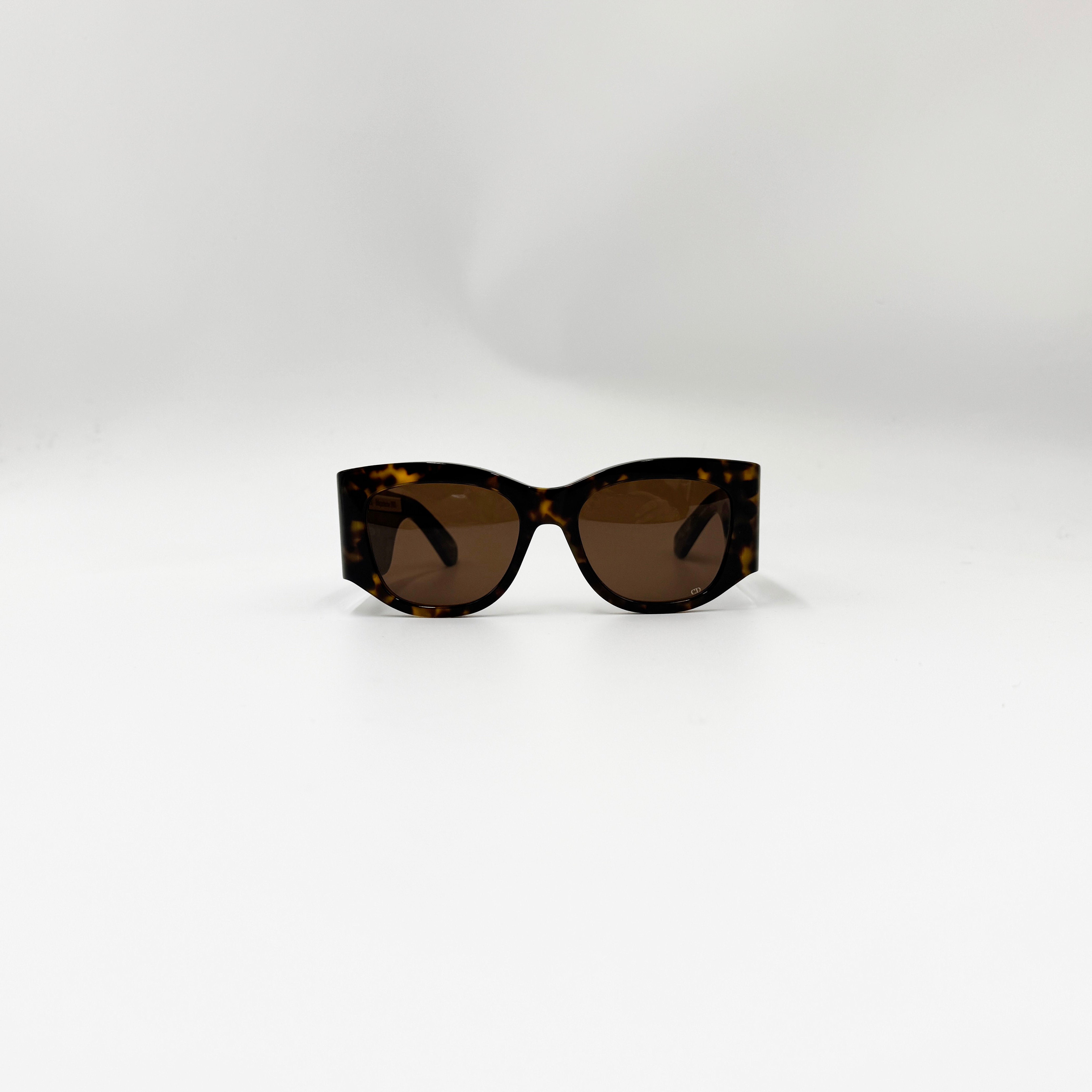 Christian DiorNuit S1 1 havana