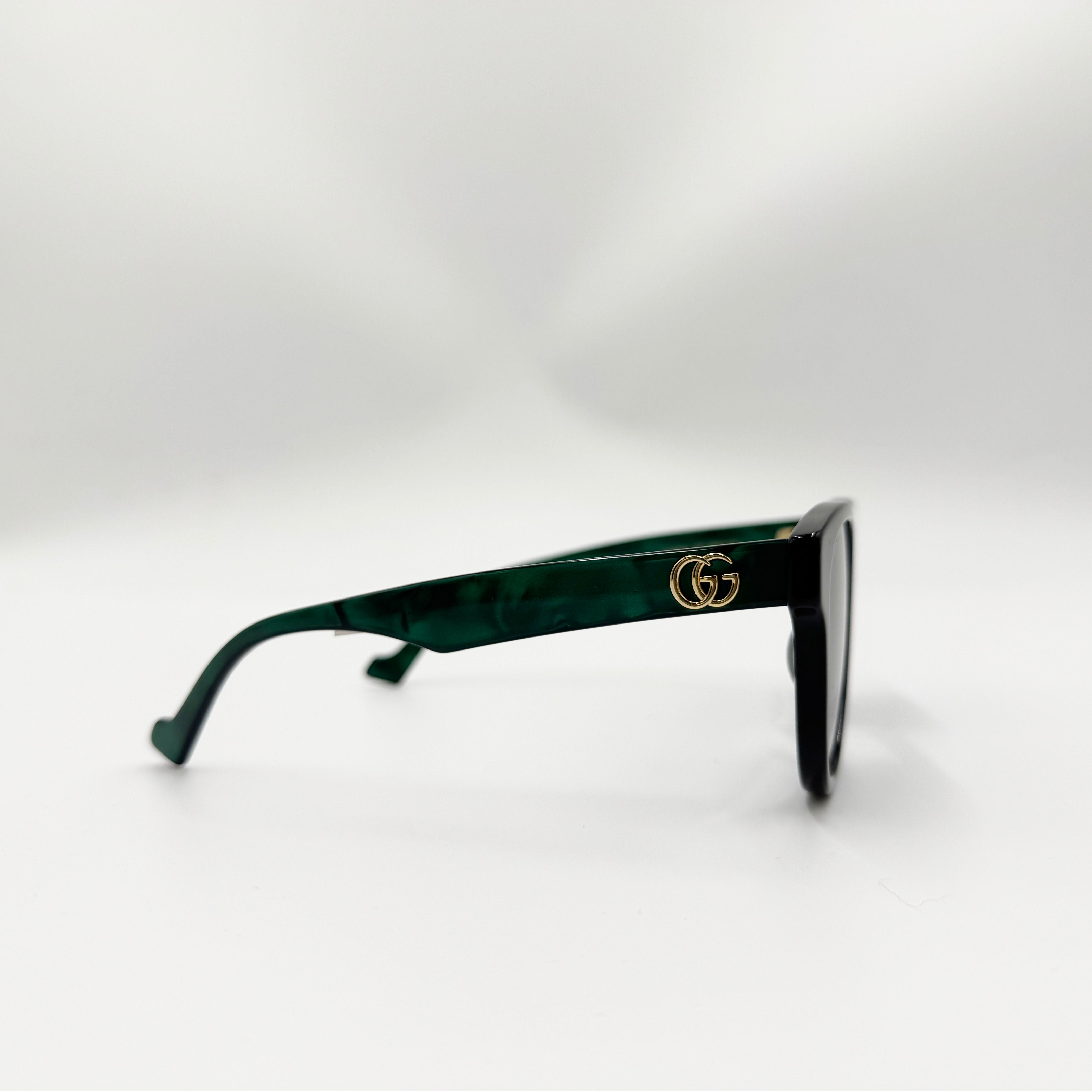 Gucci GG0960SA med grønne stænger