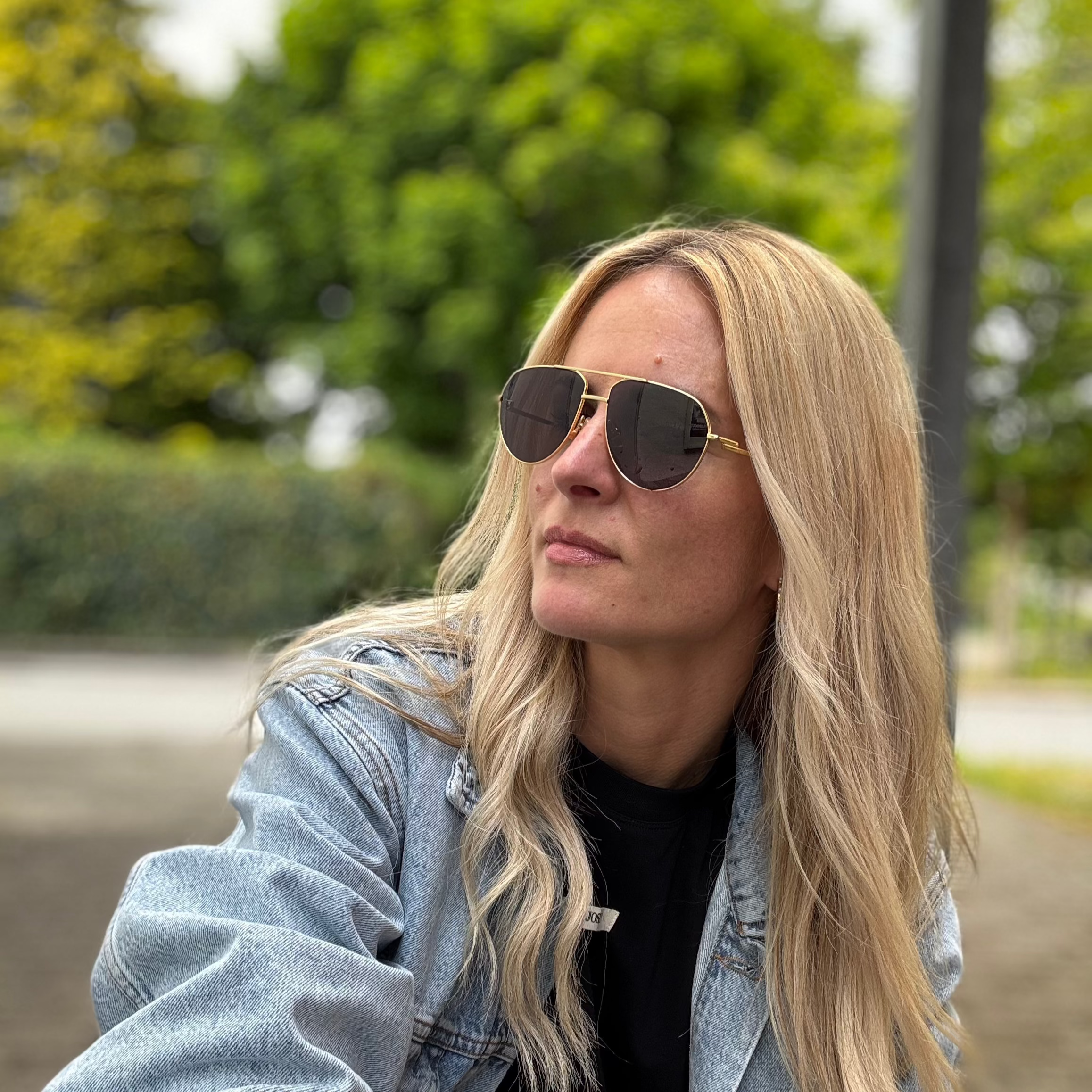 Bottega Veneta BV1302S Guld