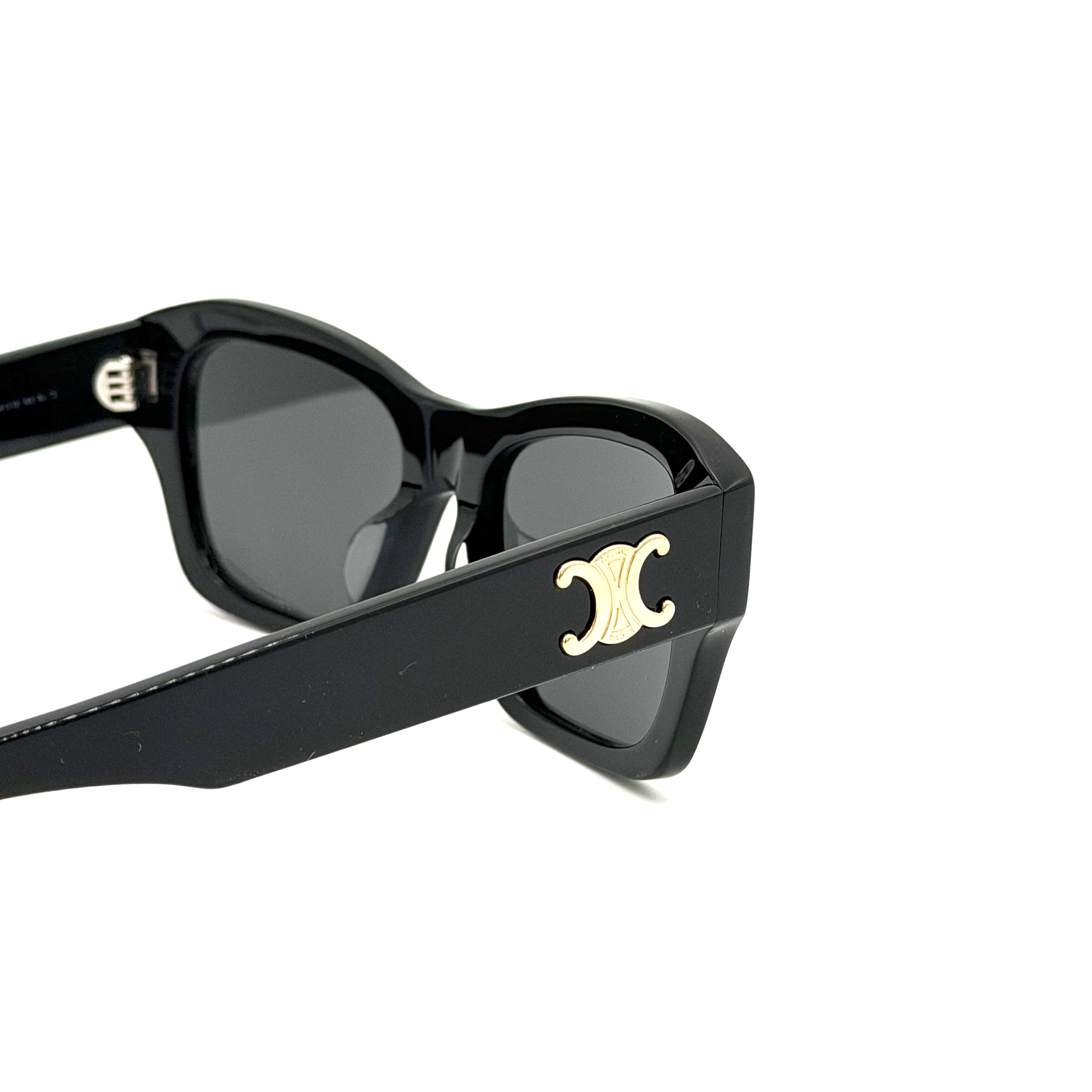 Celine CL40330U Sort