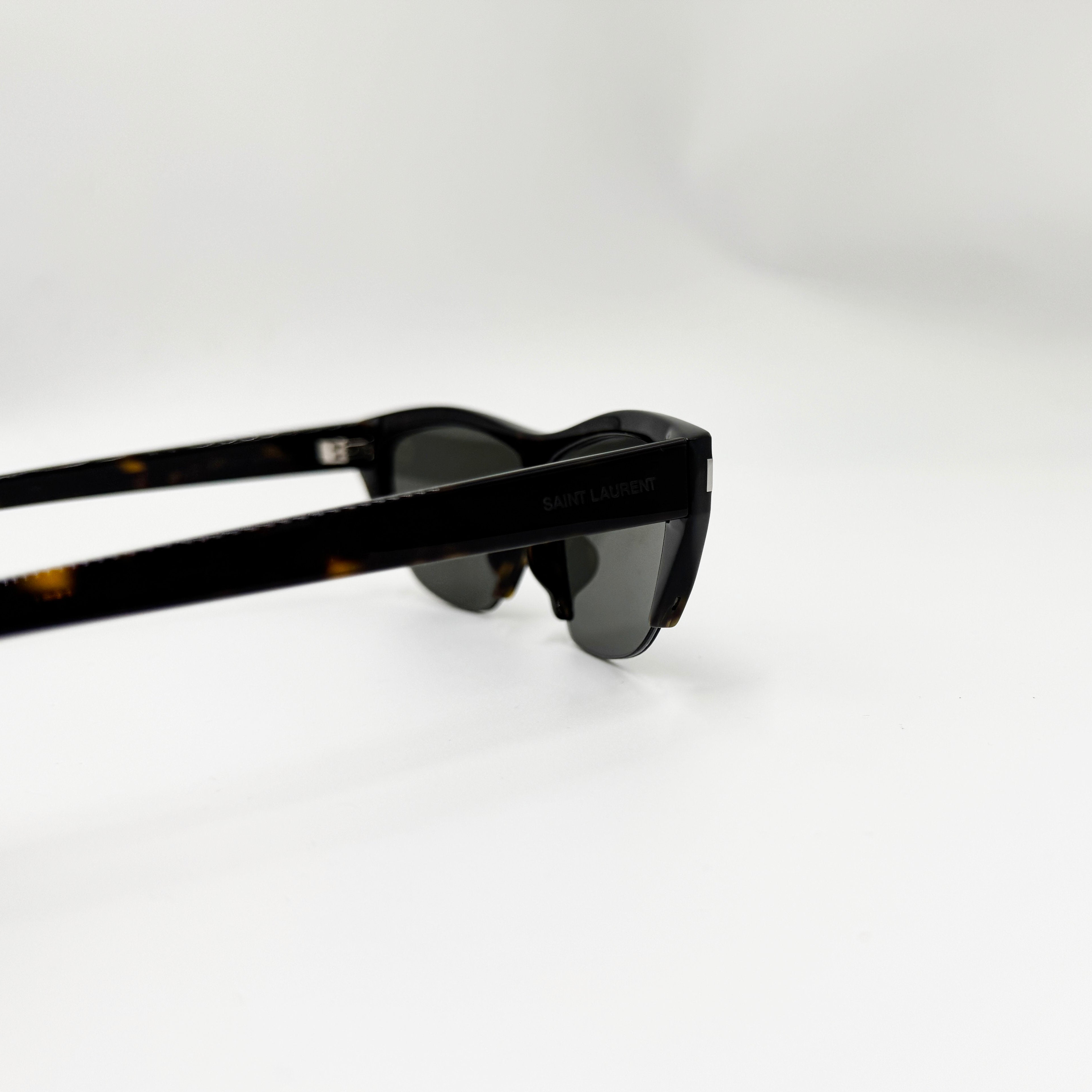 Saint Laurent SL704 havana