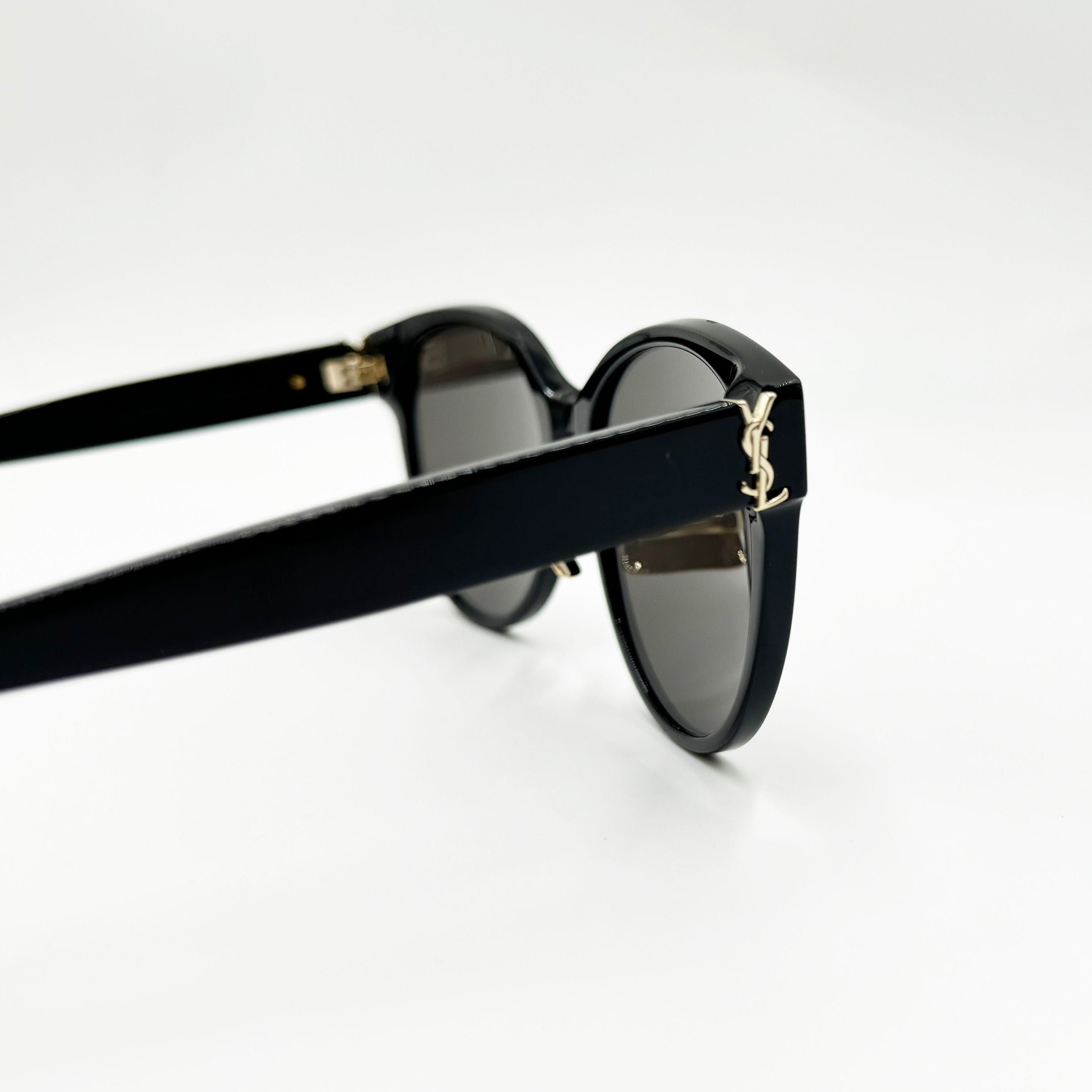 Saint Laurent SLM39/K sort