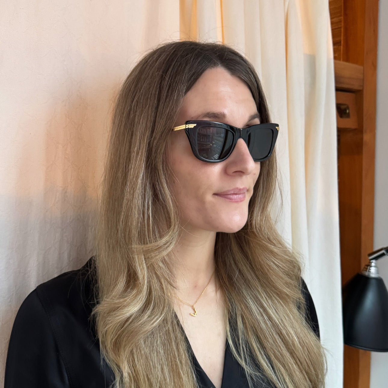 Bottega Veneta BV1369S sort