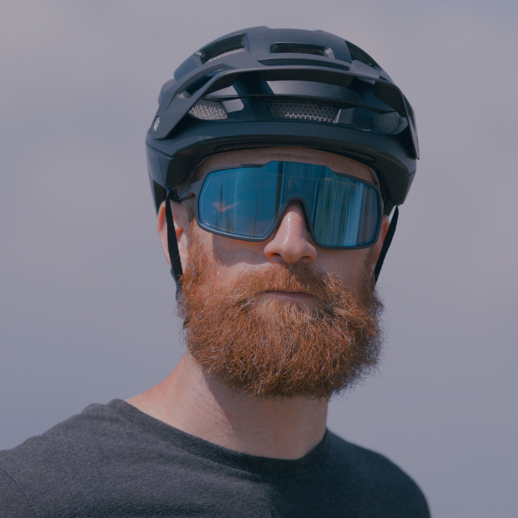 OUT OF: Bot Elektronisk farveskiftende clear