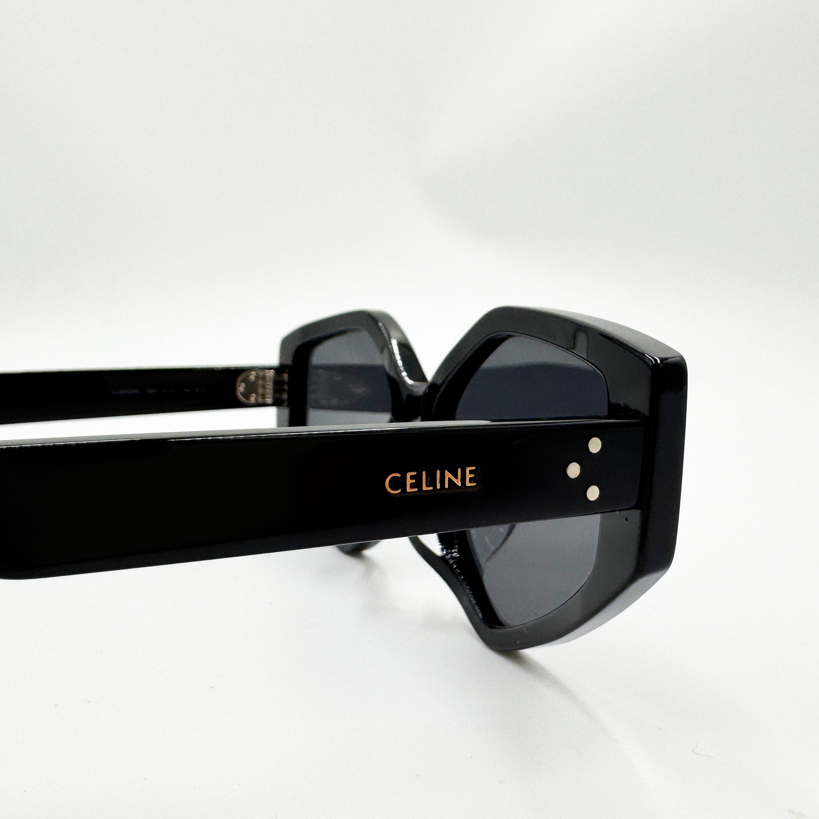 Celine CL40229F sort