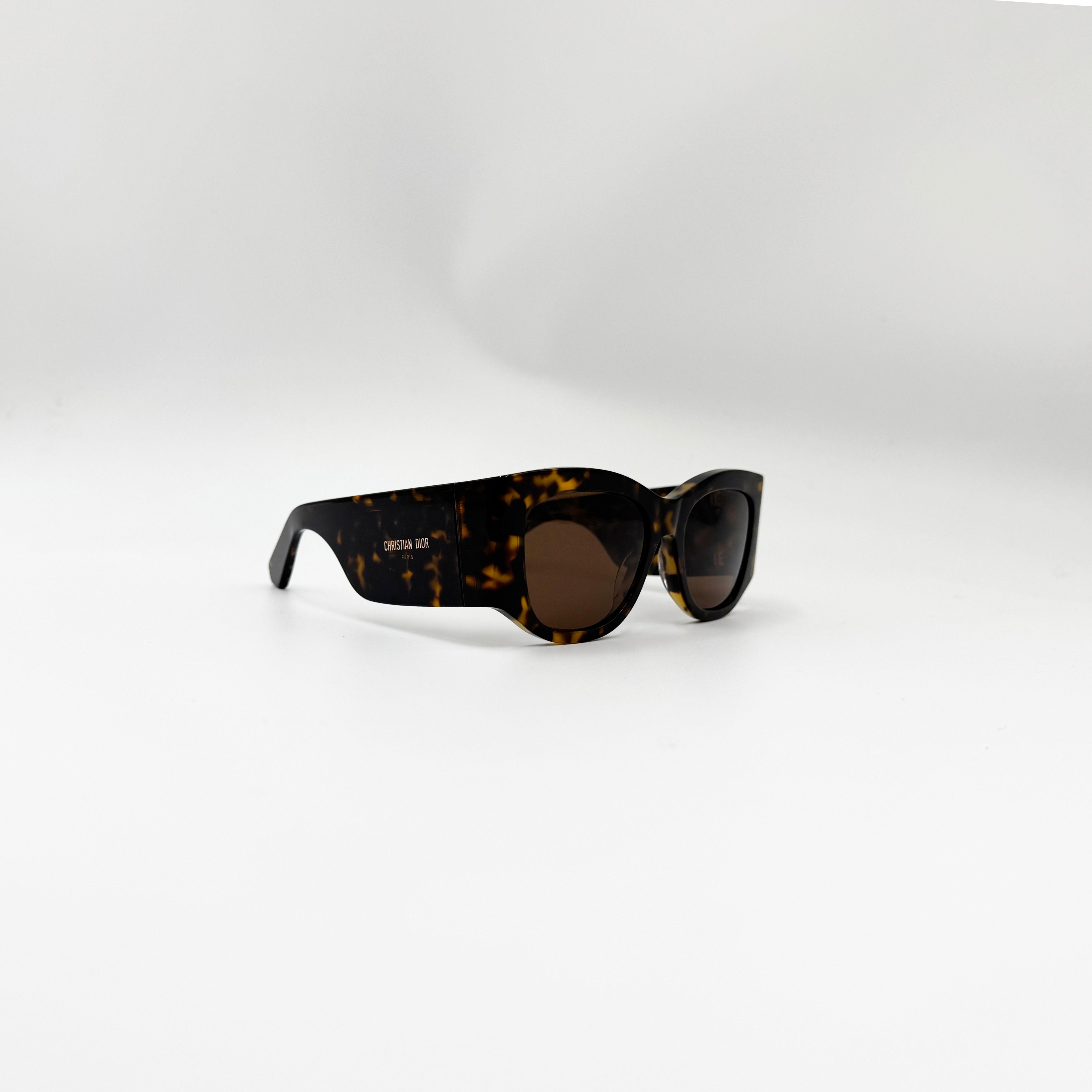 Christian DiorNuit S1 1 havana