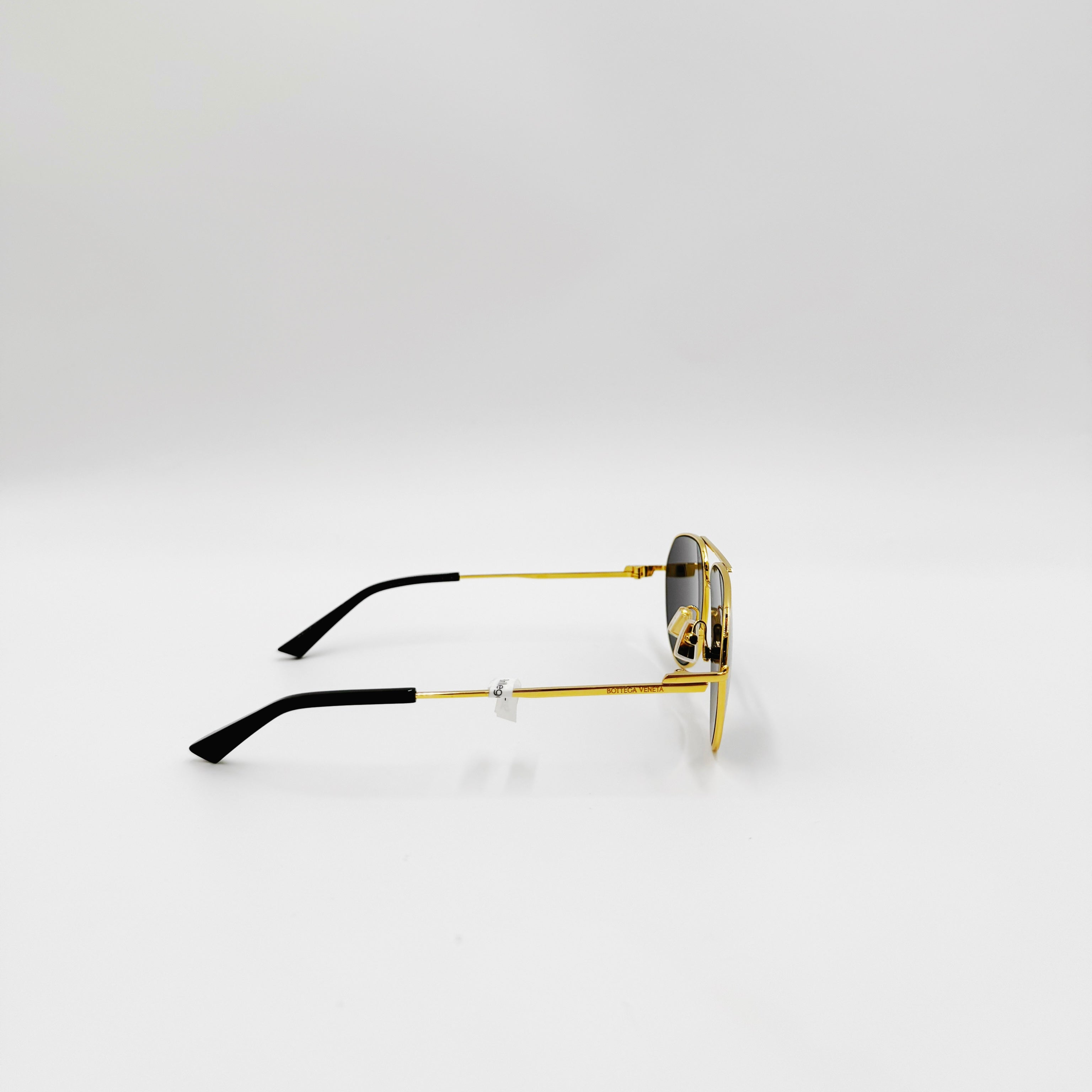 Bottega Veneta BV1302S Guld