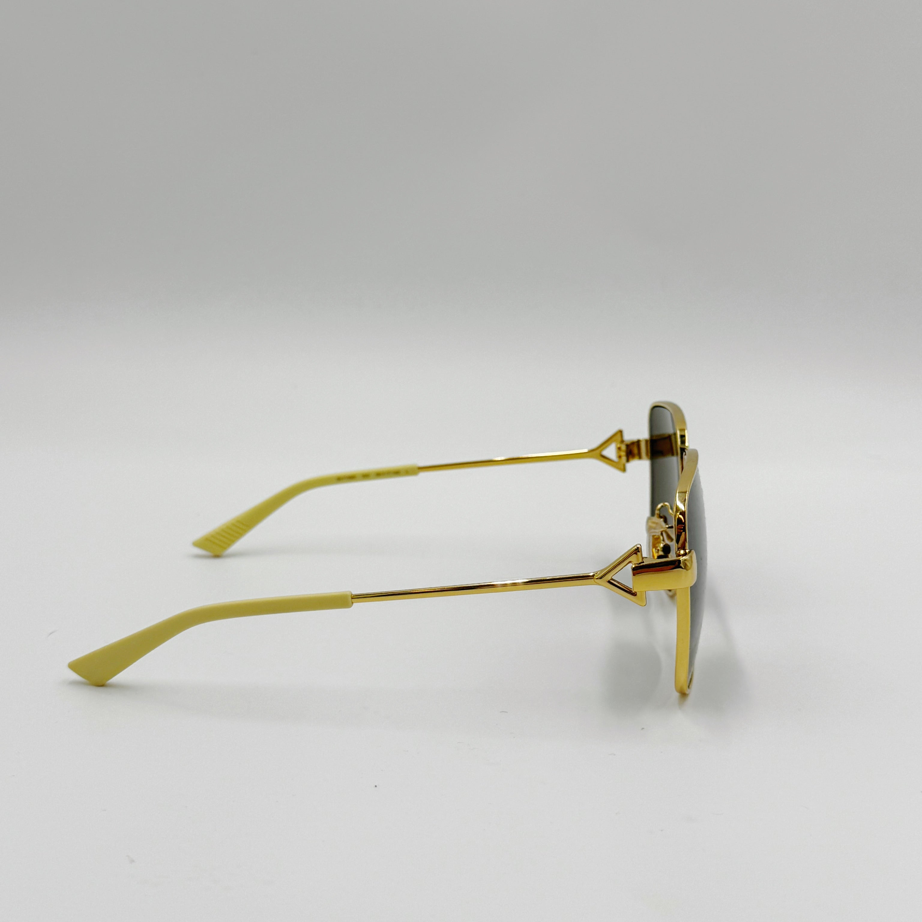 Bottega Veneta BV1199S Guld