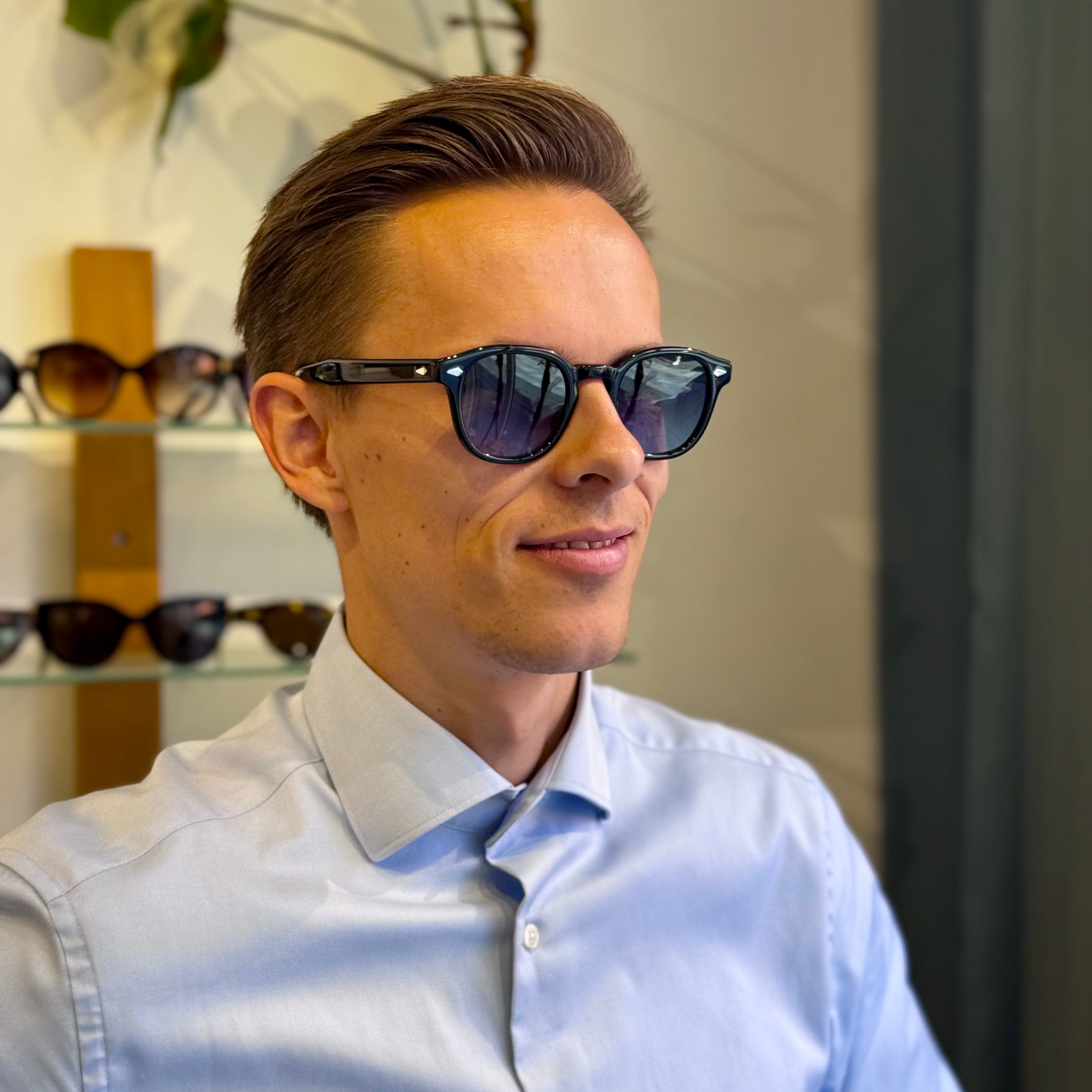 Moscot Lemtosh - Black with blue lense str. 49