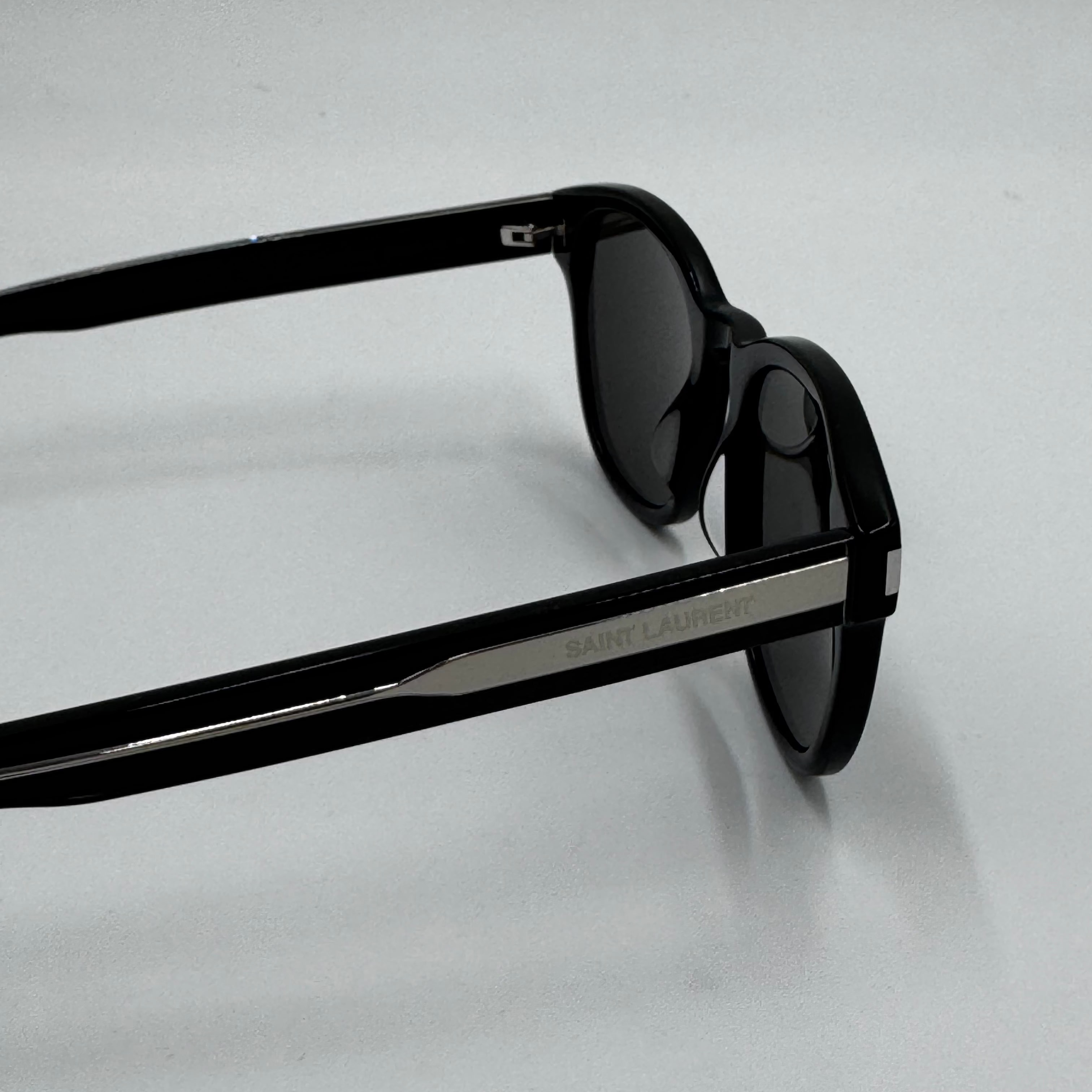 Saint Laurent SL620 sort