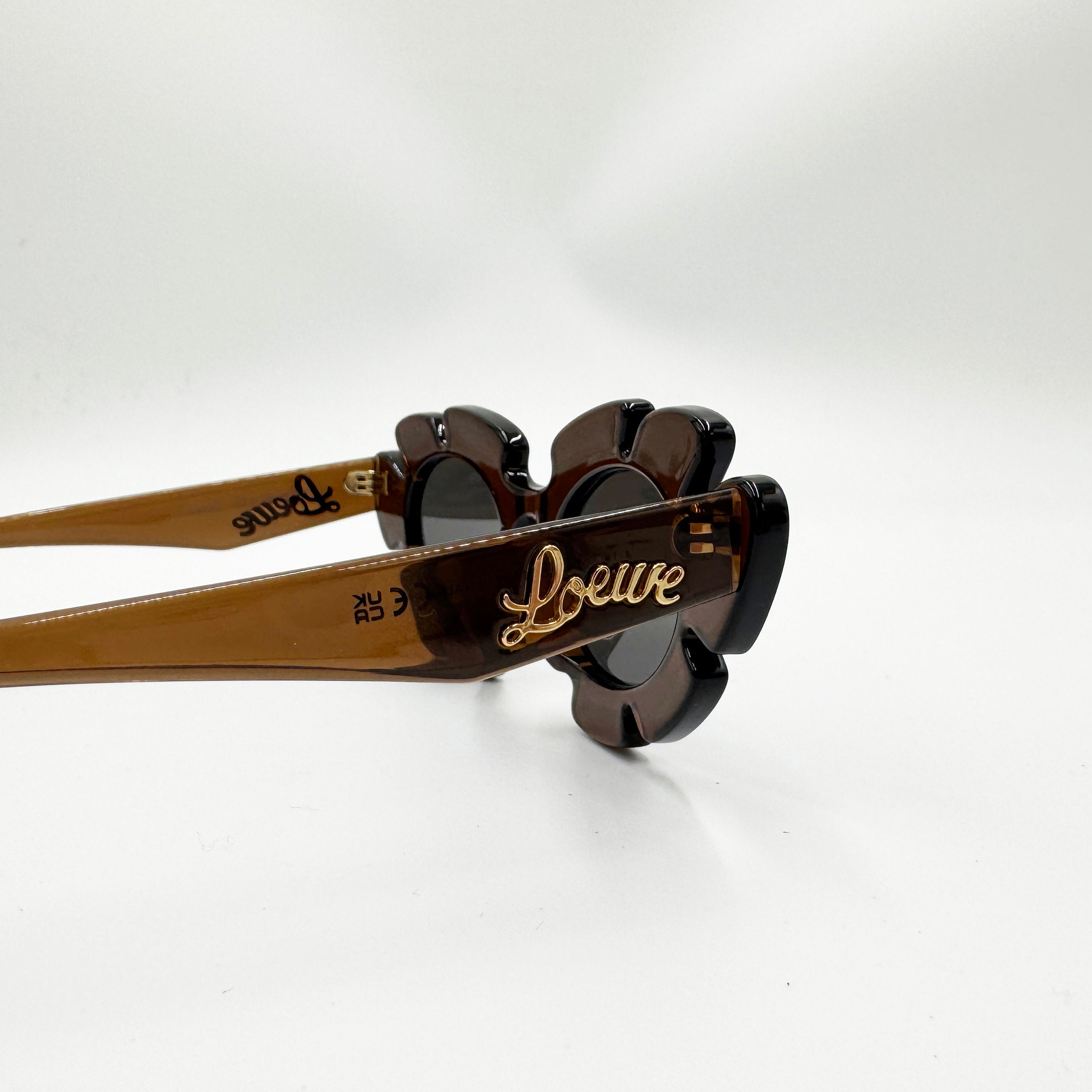 Loewe  LW40088U brun