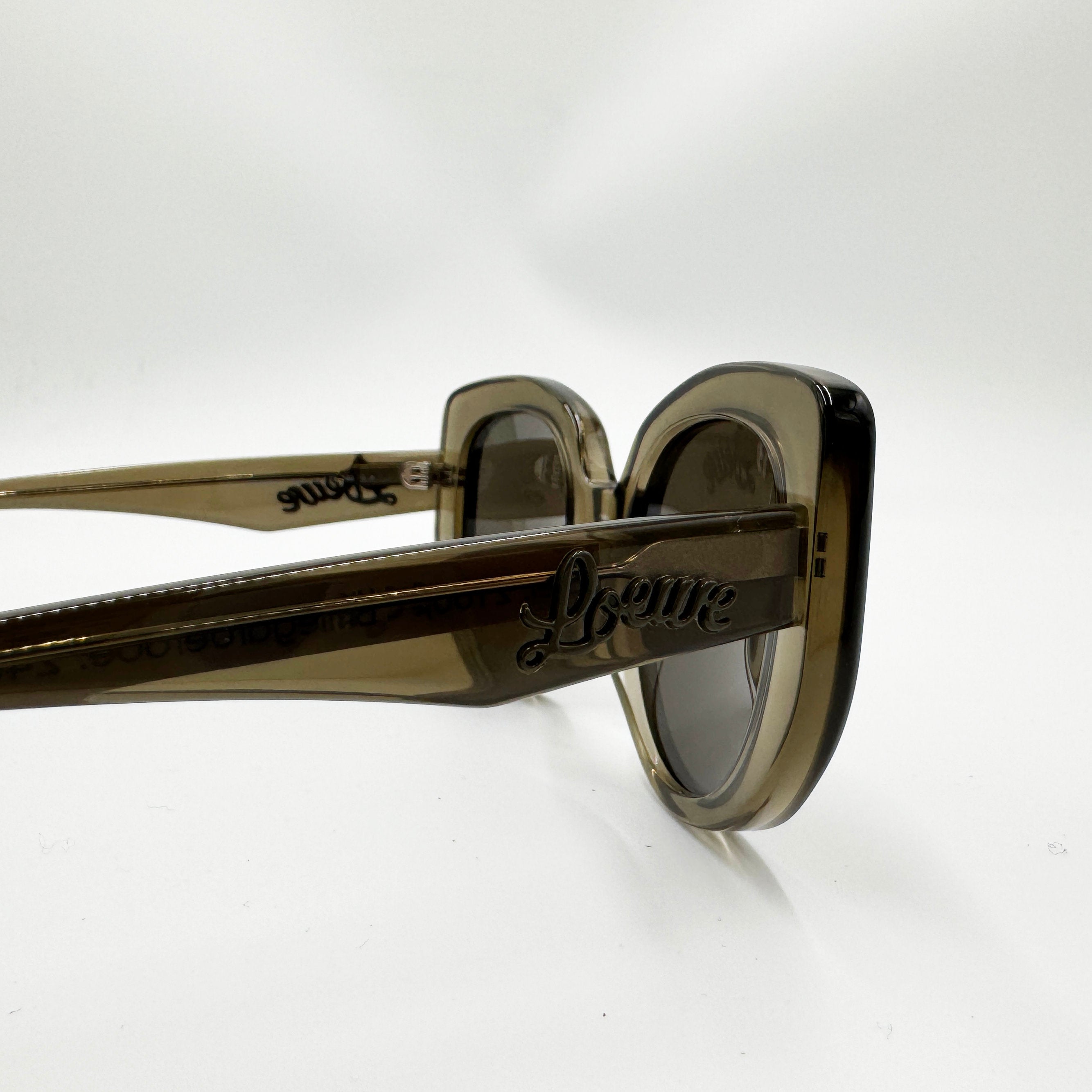 Loewe LW40100I grøn