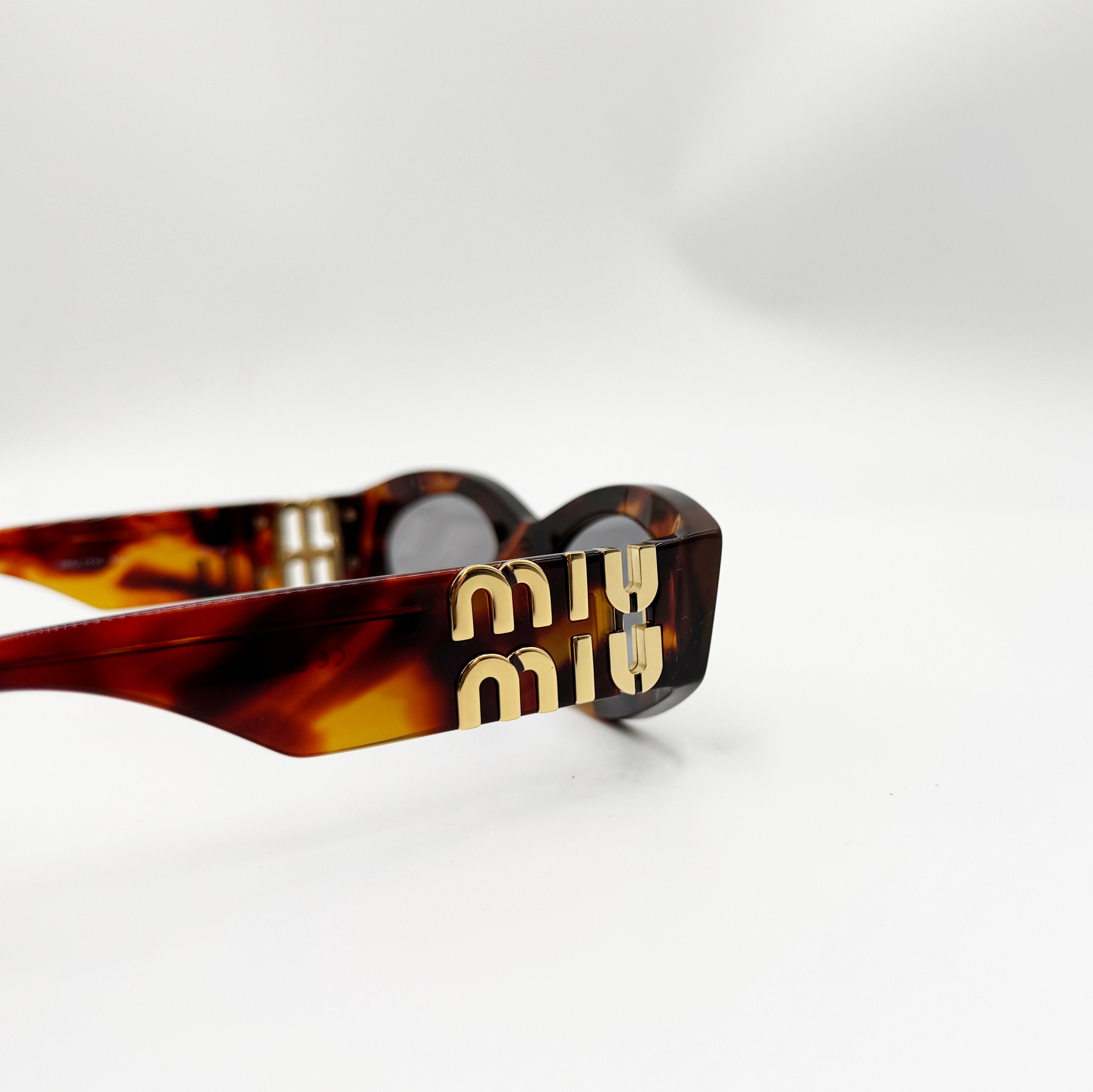 MiuMiu SMU11W havana