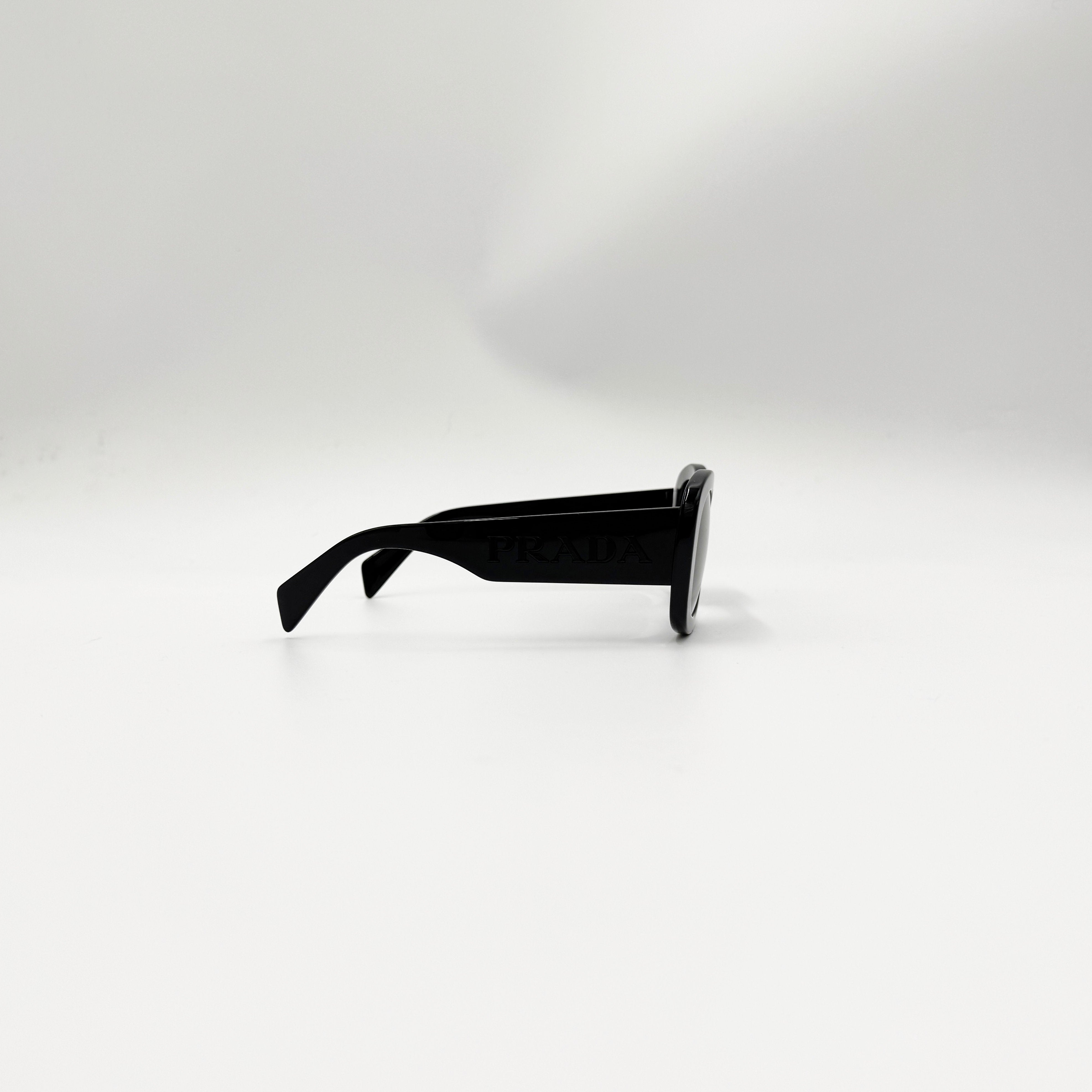 Prada SPRA13 sort