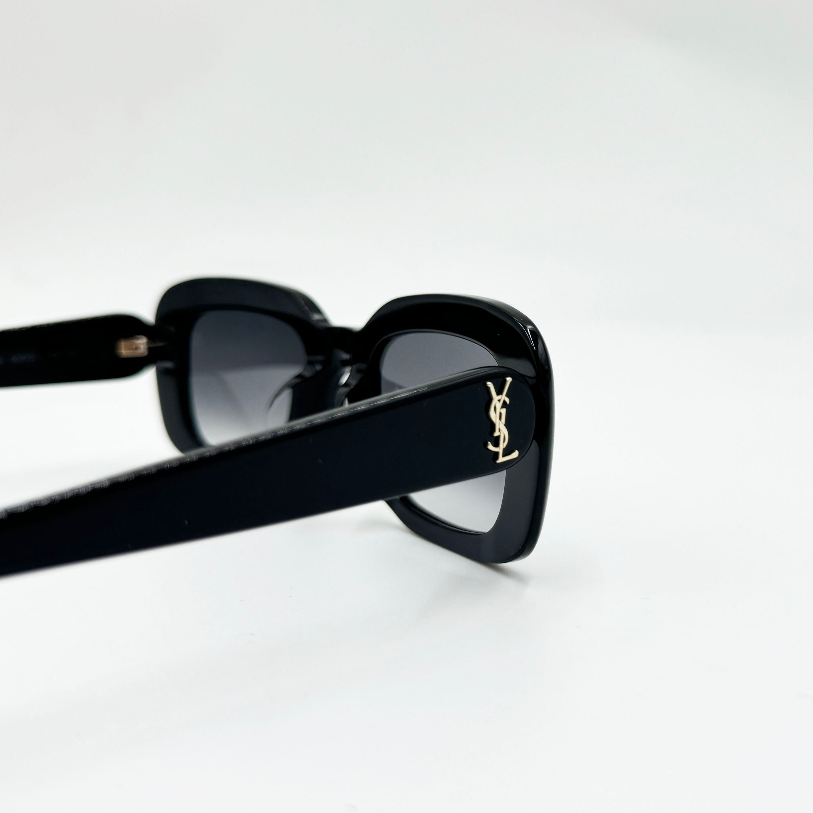 Saint Laurent SLM130/F sort