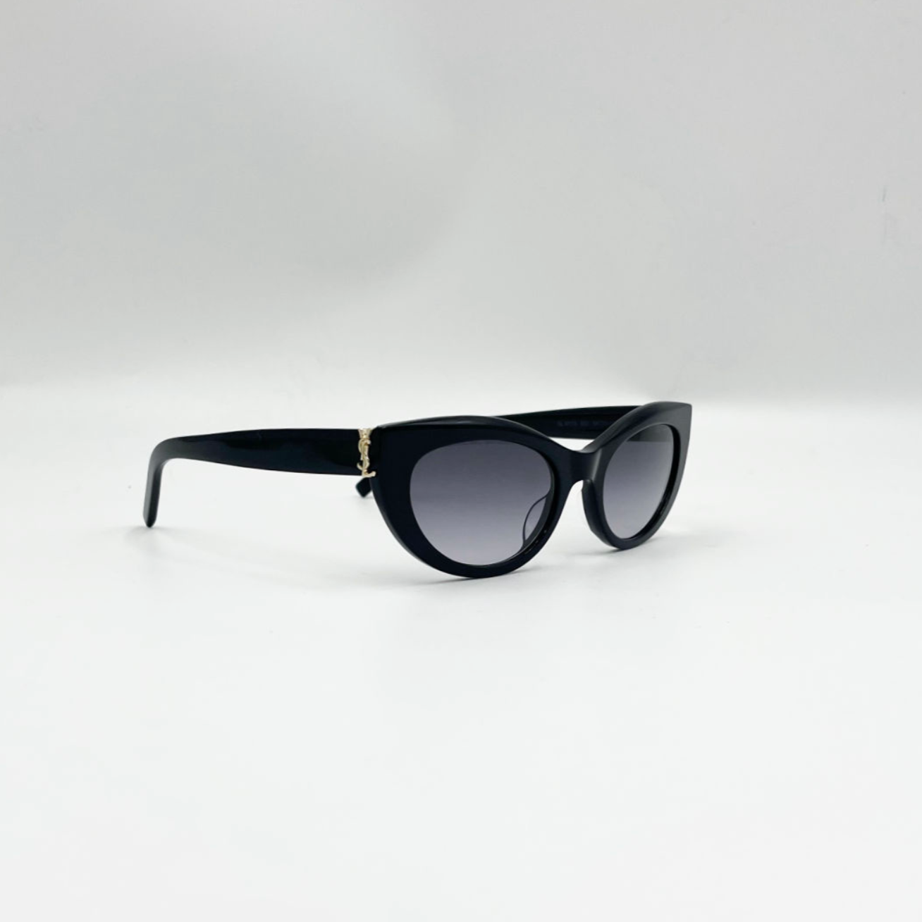 Saint Laurent SLM115 sort