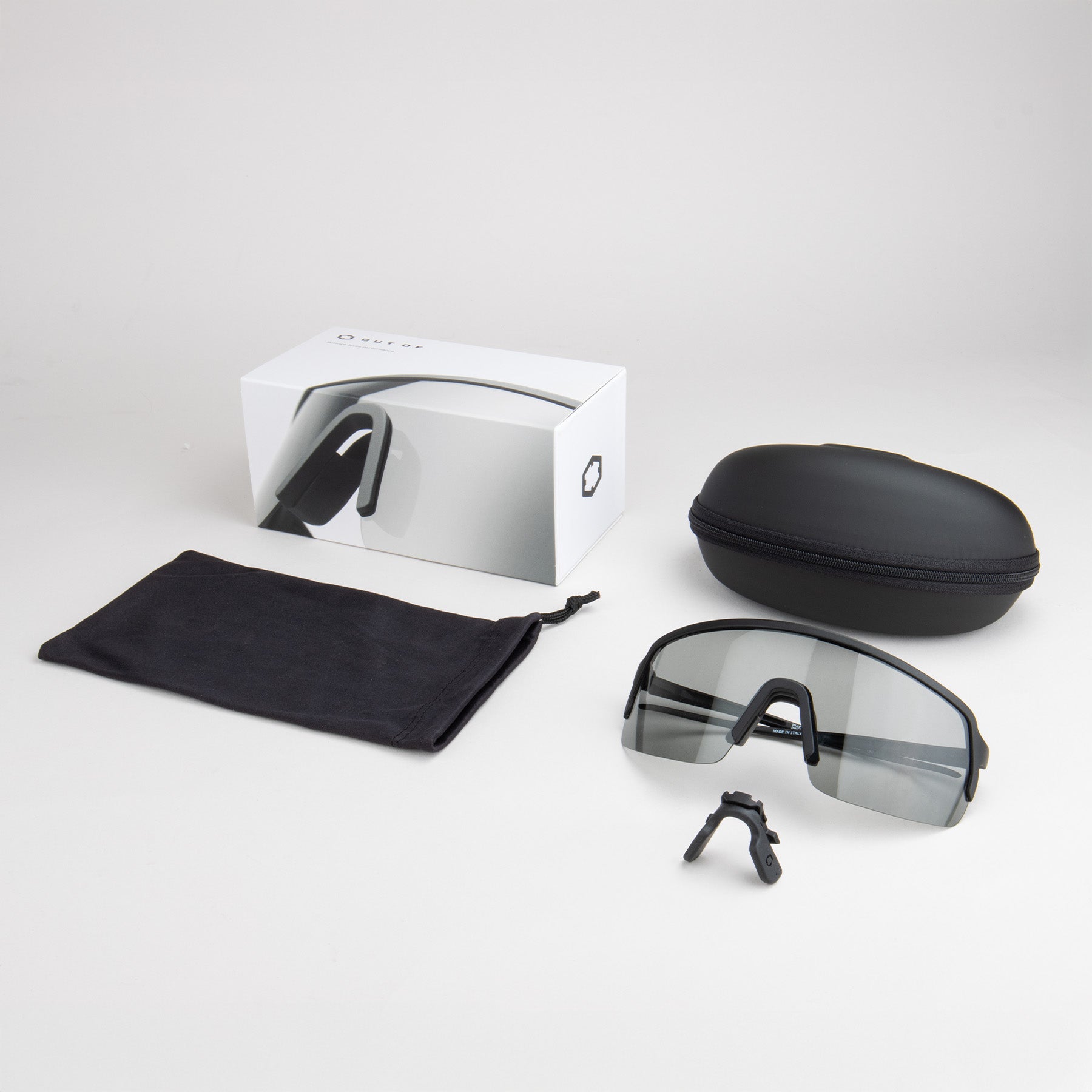 OUT OF: Piuma polariseret og farveskiftende